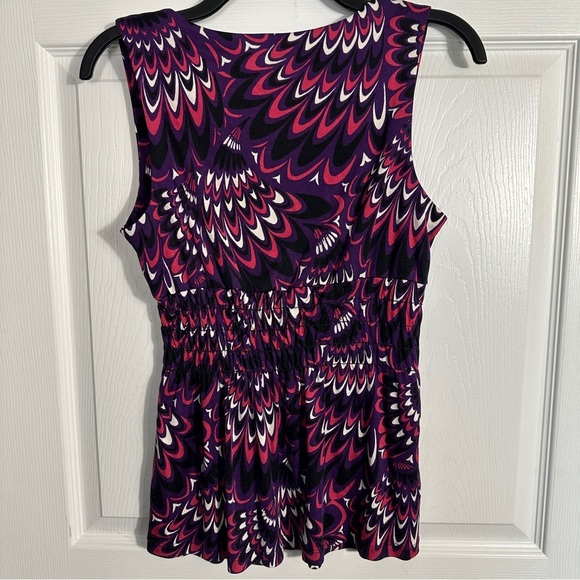Trina Turk size M Vibrant Purple and Pink Tank Top, 100% silk, sleeveless - Picture 2 of 7